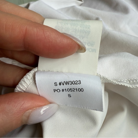 Vuori Break Point Skirt White Size Small - Picture 8 of 8